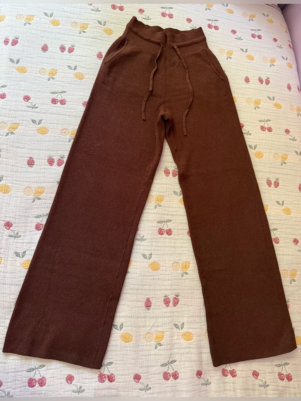 Uniqlo High Waisted Ribbed Knit Drawstring Pants - Brown
